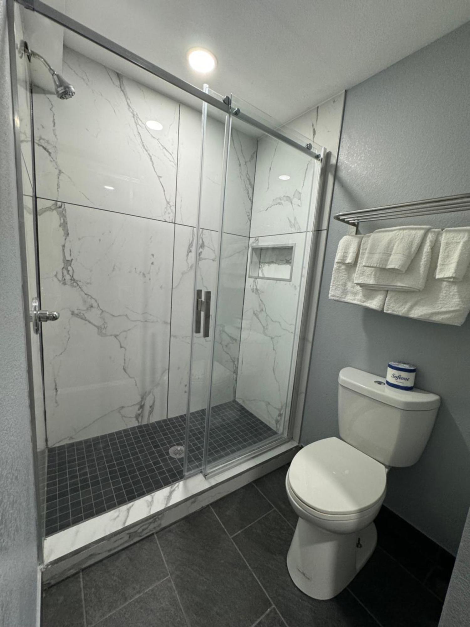 America'S Value Inn Oakhurst Esterno foto